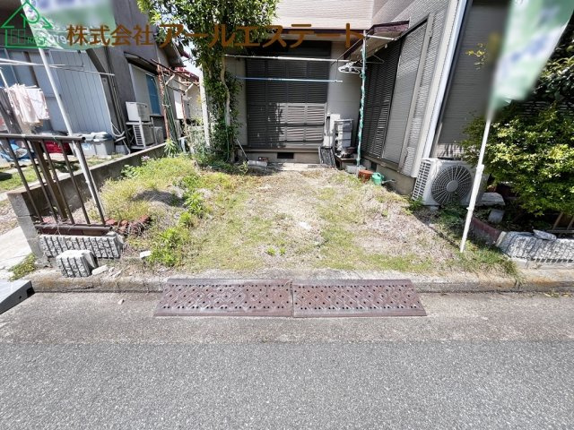加古川市平岡町土山　　　JR「土山駅」徒歩19分の駐車場