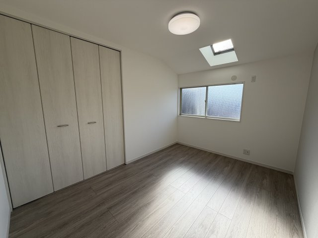 東村山市久米川町フルリノベ住宅の洋室