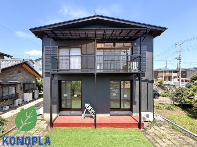 【中古戸建】安中市安中4丁目の外観|■外観｜閑静な住宅街で始める新しい暮らし♪開放的な毎日をあなたへ(^^♪