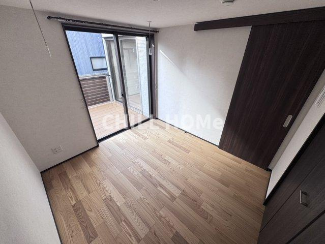 Maison douceの居間・リビング|当社、チルホームのHPもご覧ください(^^)/物件情報多数♪