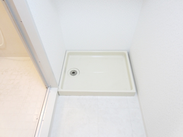 マンション白陽の設備|洗濯機置場はこちらです