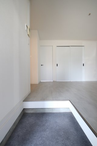 【玄関】 | 西山ハイツ