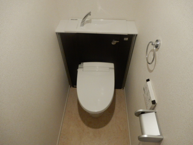 イーストブルー六番館のトイレ