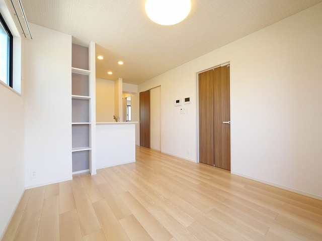 レジデンス　マドカの居間・リビング