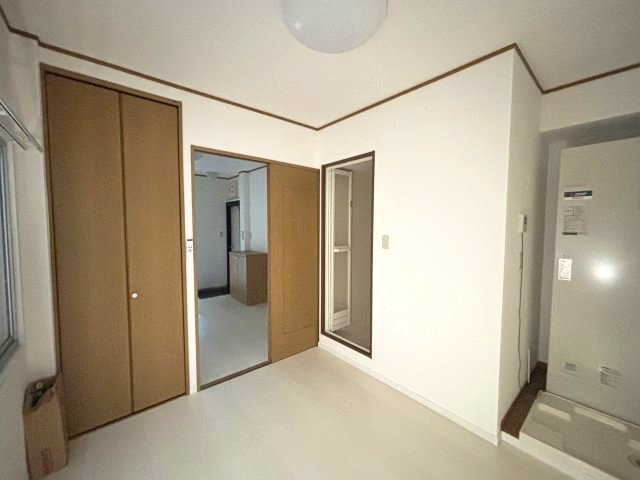 中野マンションの洋室