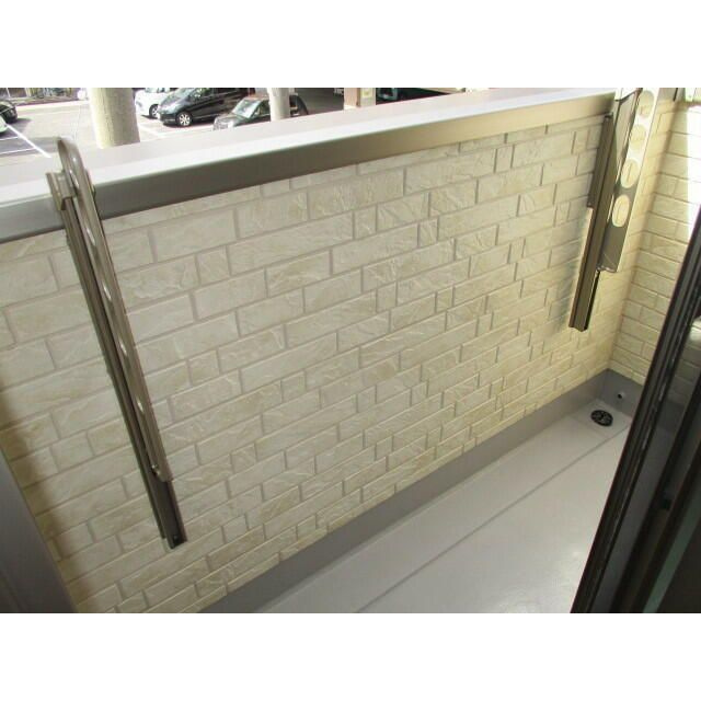 アムール　ケニーＧのバルコニー