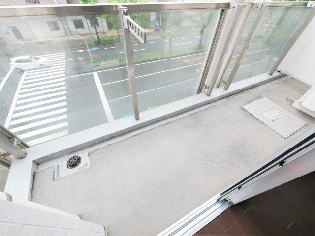 URBAN FLATS中之島のバルコニー