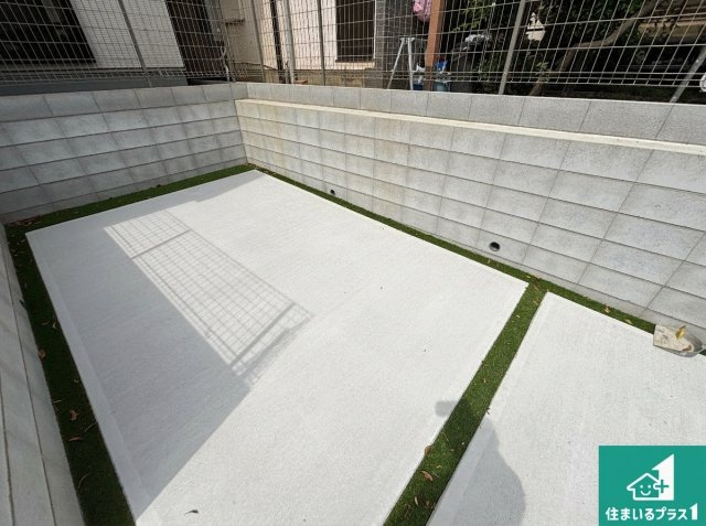 池田市荘園　新築一戸建ての駐車場|駐車スペース！散水栓があるので、こまめに愛車を洗えます！