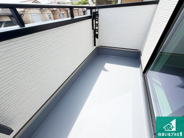 池田市荘園　新築一戸建てのバルコニー|日当たりのよいバルコニー！お部屋が開放的に！