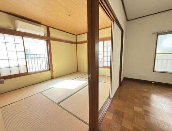 中野区野方４丁目の一戸建ての洋室