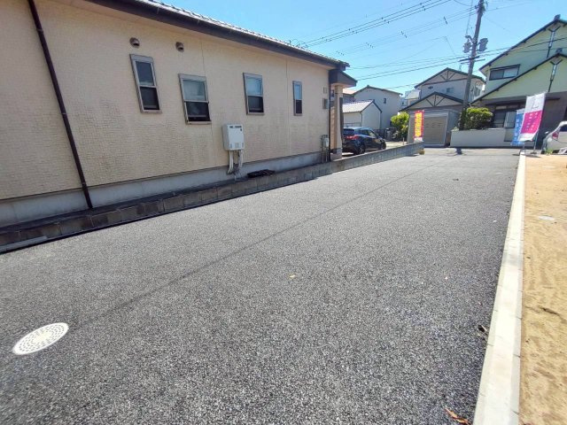 柳川市鍛冶屋町の新築一戸建の駐車場