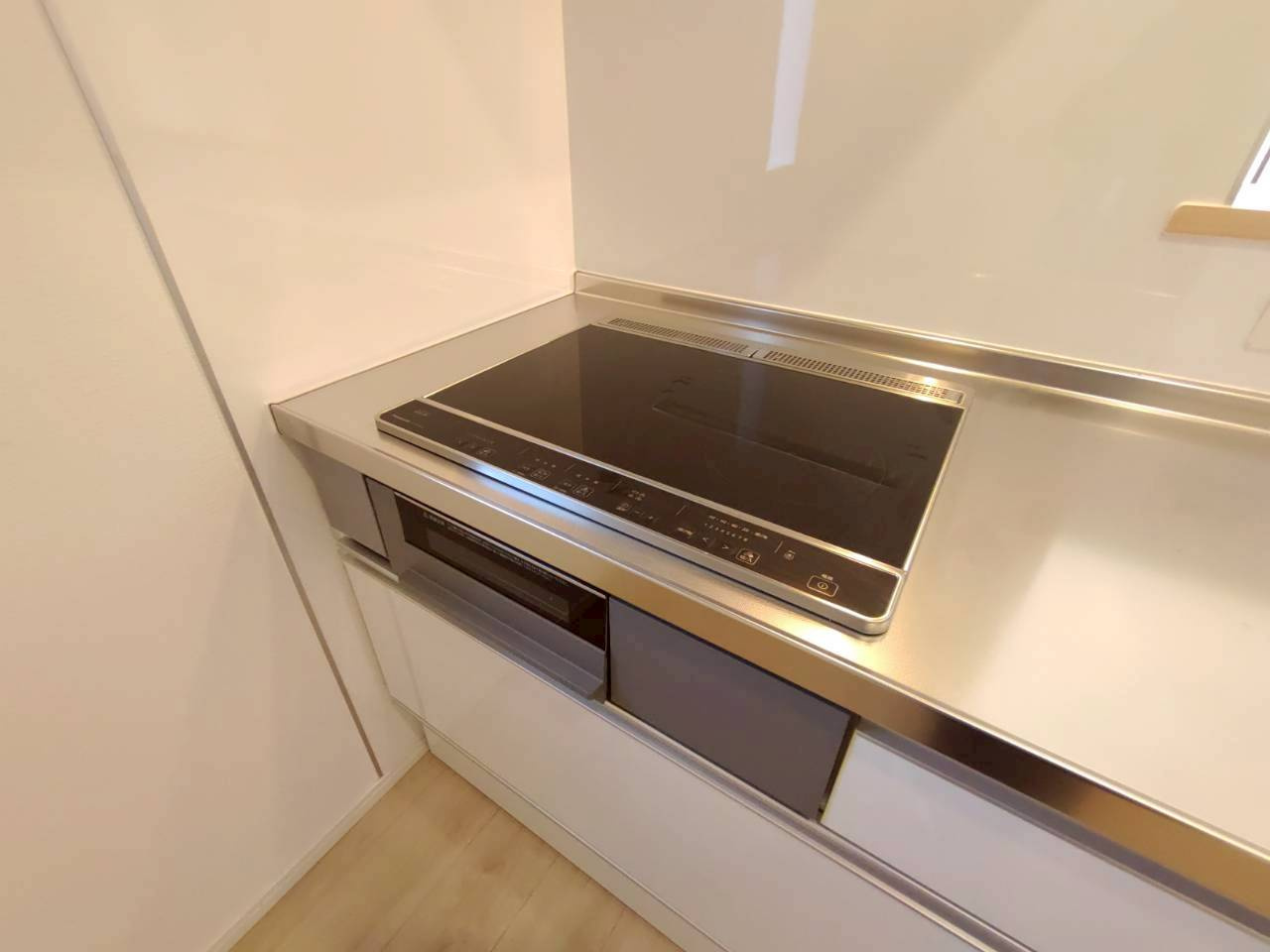 柳川市鍛冶屋町の新築一戸建のキッチン