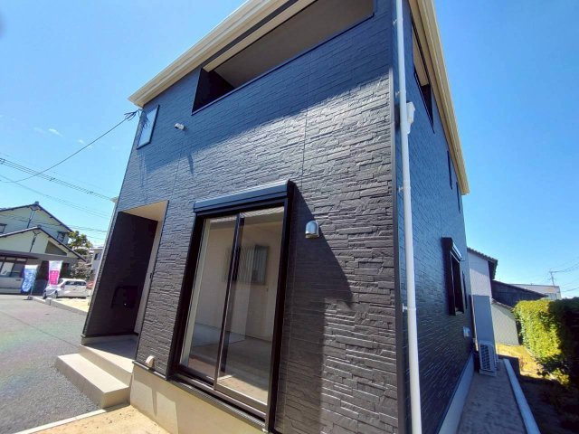 柳川市鍛冶屋町の新築一戸建の外観