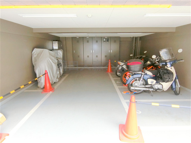 ルーブル東蒲田伍番館のその他共用部分|バイク置き場