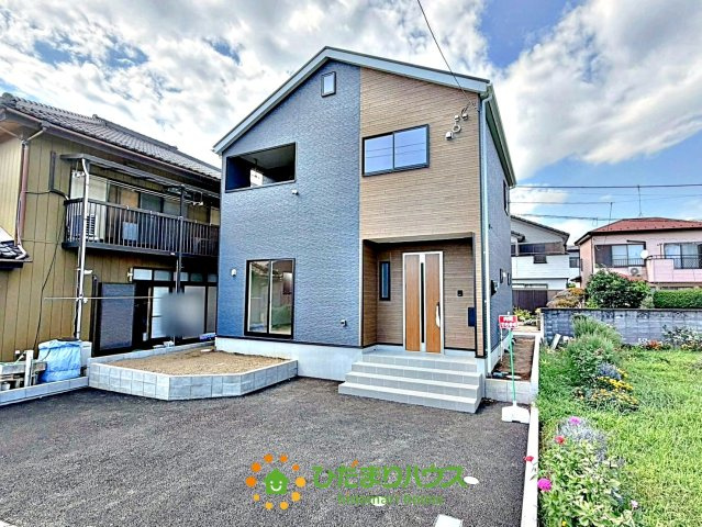 白岡市篠津第7　新築一戸建て　クレイドルガーデンの外観|防犯カメラが付いているので安心ですね！