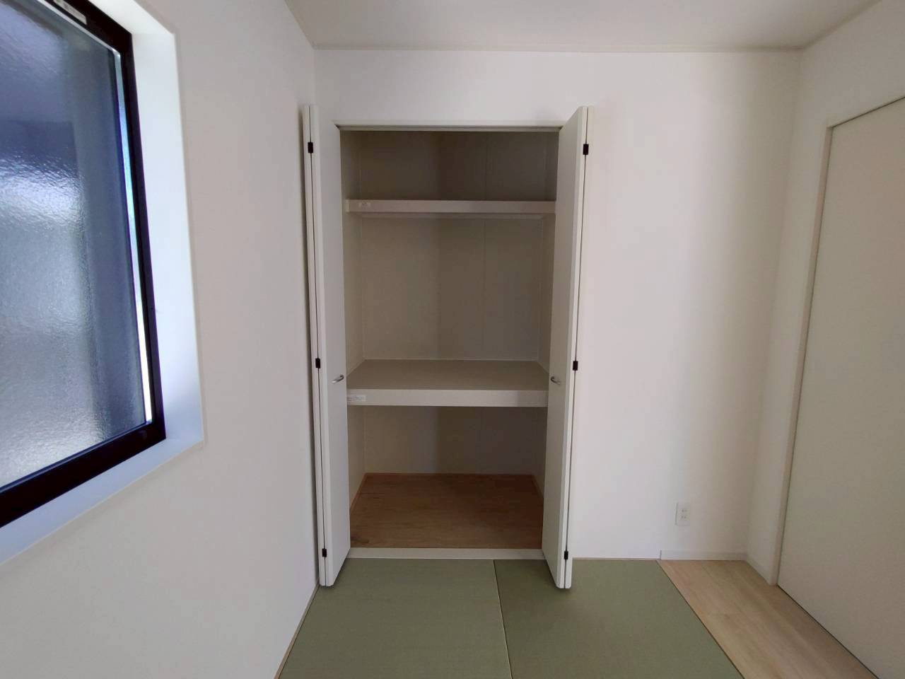 柳川市鍛冶屋町の新築一戸建の収納