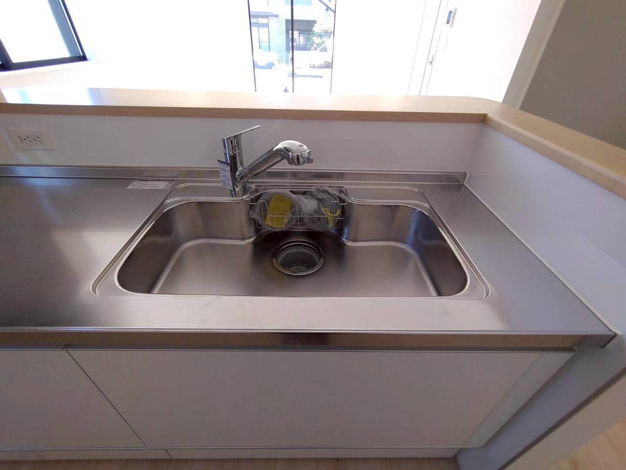 柳川市鍛冶屋町の新築一戸建のキッチン