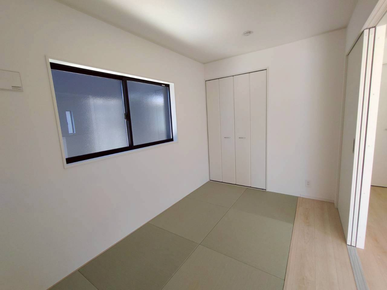 柳川市鍛冶屋町の新築一戸建の和室