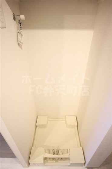 【その他】 | エステムコート大阪WESTⅡ | 室内洗濯置き場です