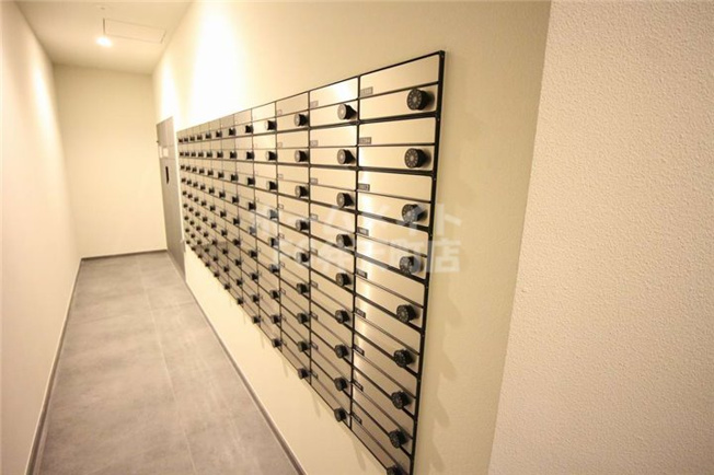 【その他共用部分】 | エステムコート大阪WESTⅡ | 集合ポスト、宅配BOX