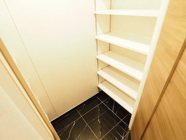 レジディア板橋本町プレイスの収納