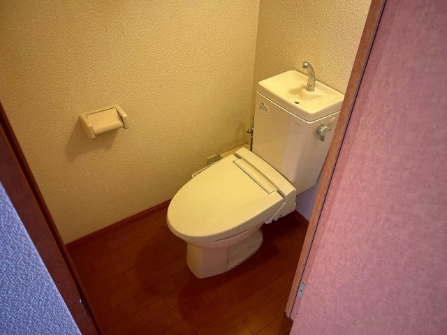 レオパレスウエストサイド白山のその他
