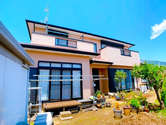 【外観】 | ◇◆秦野市東田原 中古戸建◆◇ | 周辺に高い建物がないので陽射しを遮りません！