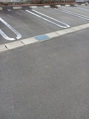 【駐車場】 | イースト　ツー
