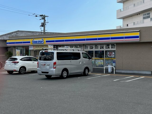 レオパレスさくらの周辺