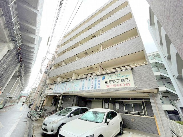 下新庄二番館の外観