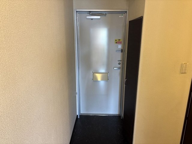 レオネクストセレーネの玄関