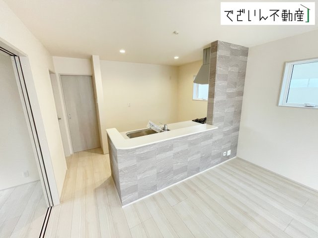 【居間・リビング】 | Livele Garden.S熊谷市肥塚第3　新築住宅 | ≪3号棟≫
現地(2026年8月撮影)