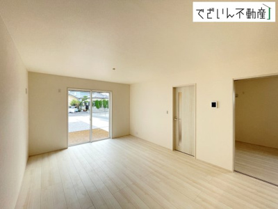 【居間・リビング】 | Livele Garden.S熊谷市肥塚第3　新築住宅 | ≪3号棟≫
現地(2026年8月撮影)