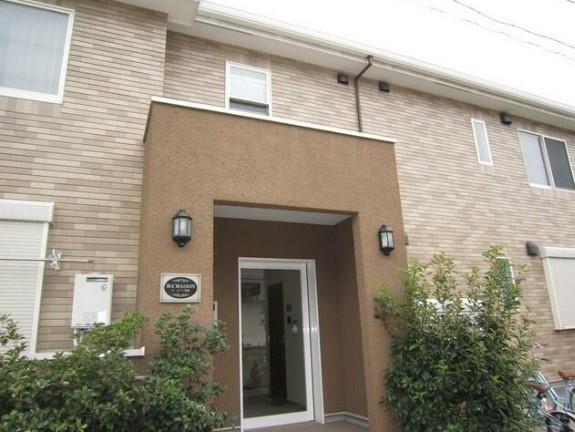 中野区江原町１丁目のアパートのエントランス