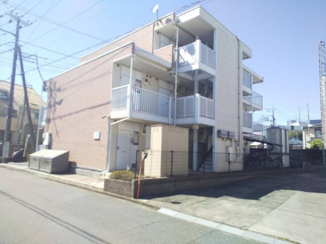 レオパレスブロッサムの外観