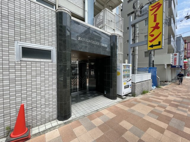 サンコーセレブコートのエントランス