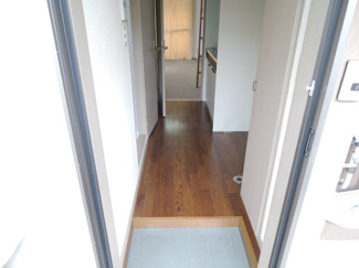 【玄関】 | コア・フォーレストタウンⅡ | ※画像は別部屋
