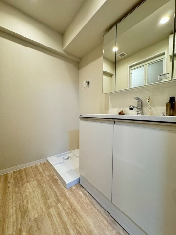 ◆令和８年５月リフォーム完了◆京阪伏見桃山駅徒歩３分◆三方角住戸◆藤和ライブタウン伏見桃山の洗面所|洗面室