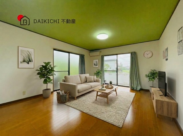 【居間・リビング】 | 鴻巣市袋　中古戸建 | ※家具等をCGで加工しています。※家具付き販売ではございません。