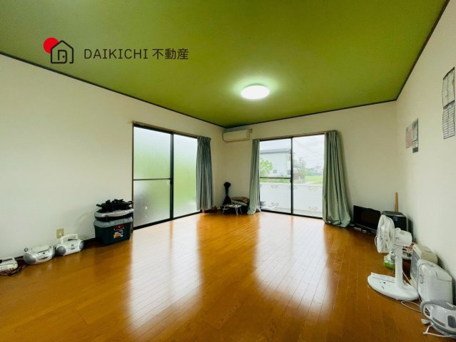 【居間・リビング】 | 鴻巣市袋　中古戸建