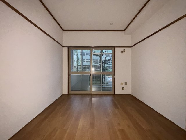 第１マンションコスモの洋室