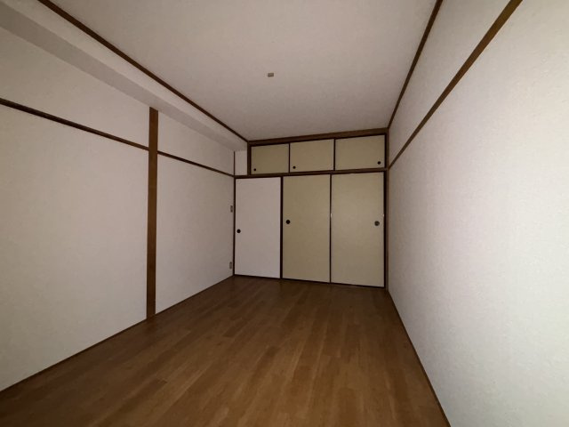第１マンションコスモの洋室