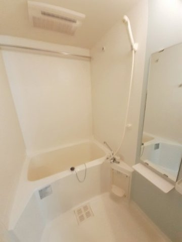 パルティール妙法寺Ⅱの浴室