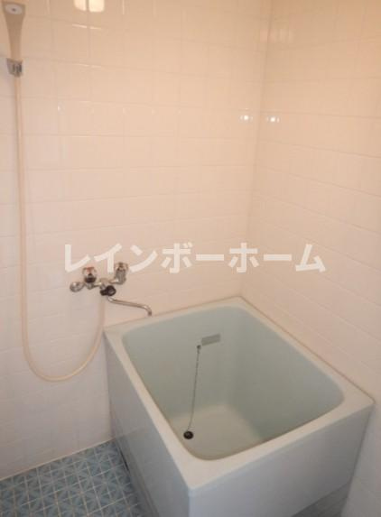 カルタス２１菊川の浴室