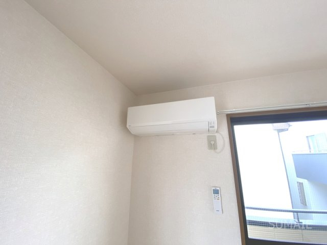 ドエル本町の設備|6.5帖洋室エアコン☆彡
