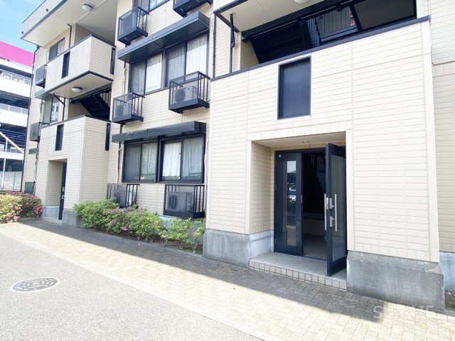 ドエル本町のエントランス|エントランス！