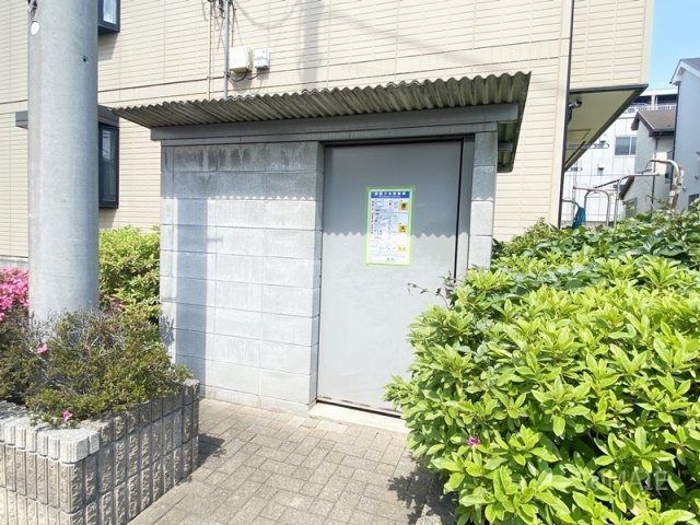 ドエル本町のその他共用部分|専用ゴミ置き場！