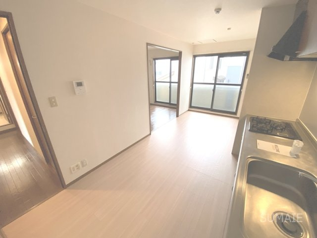 ドエル本町の居間・リビング|9.0帖DKです☆彡
