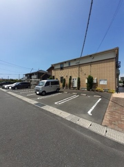 【駐車場】