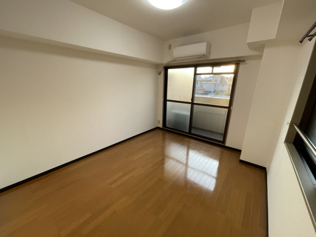 エステムコート芦屋西の居間・リビング